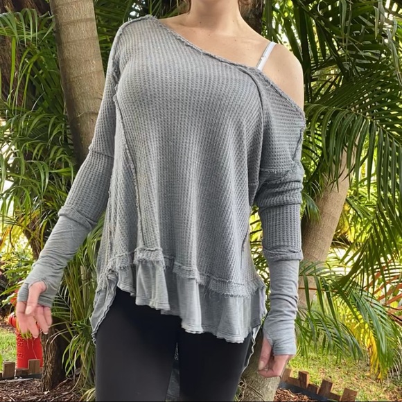 Free People Tops - We the Free oversized Thermal Knit LongThumb Holes